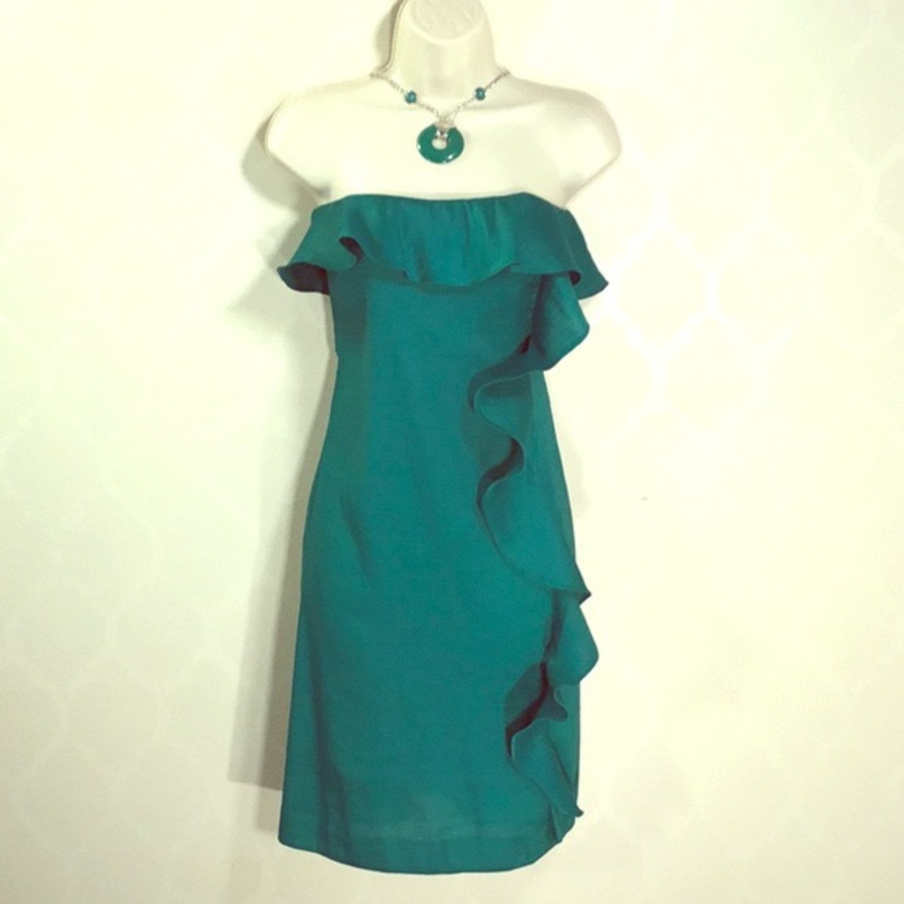 Banana Republic strapless ruffle dress